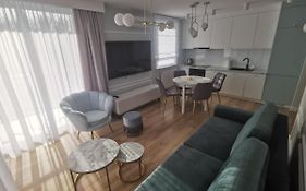 Seaside Apart